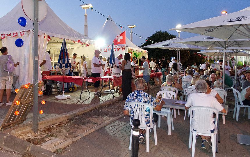 Schweizer Stand am Festival Jávea